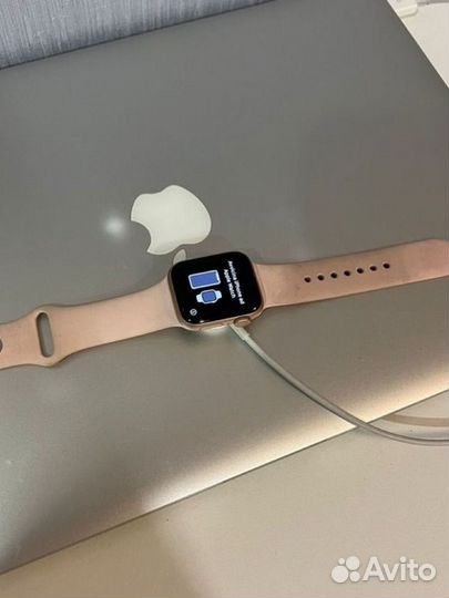 Часы apple watch se 40 mm