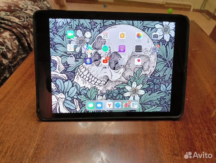 Планшет apple iPad 8