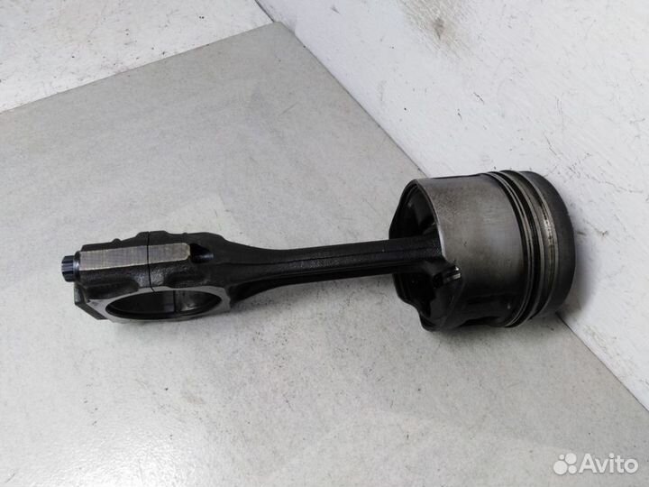 Поршень с шатуном