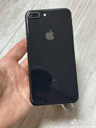 iPhone 8 Plus, 256 ГБ