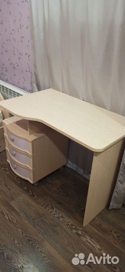 Детская мебель для девочки б/у