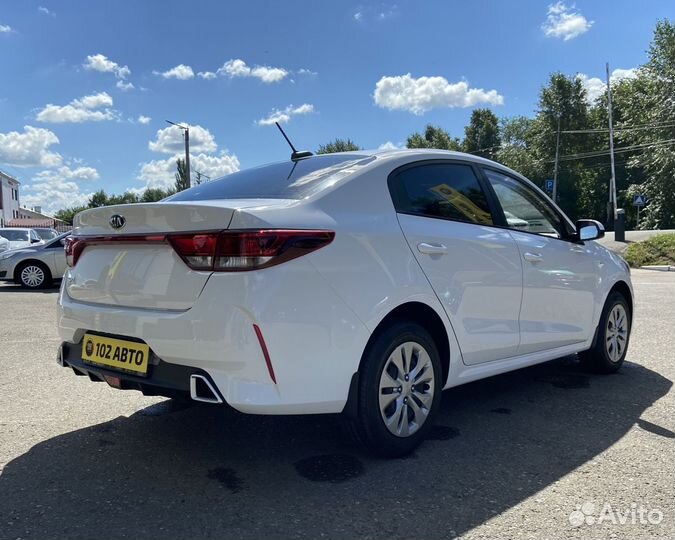 Прокат автомобиля (KIA Rio 2021 MT)
