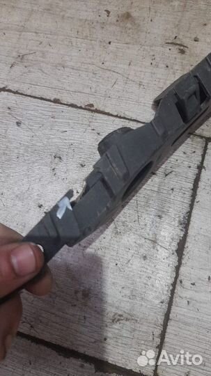 Кронштейн бампера задний левый Chevrolet Cruze С