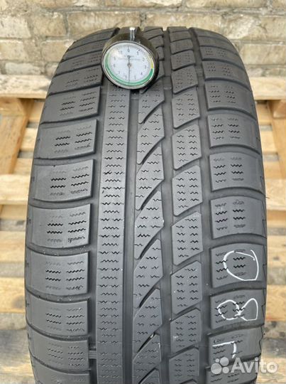 Hankook Icebear W300 215/55 R17