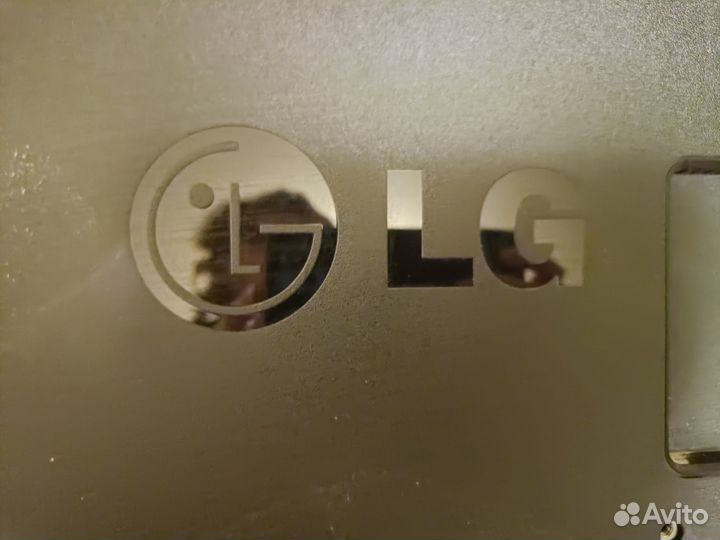 Телевизор LG на запчасти