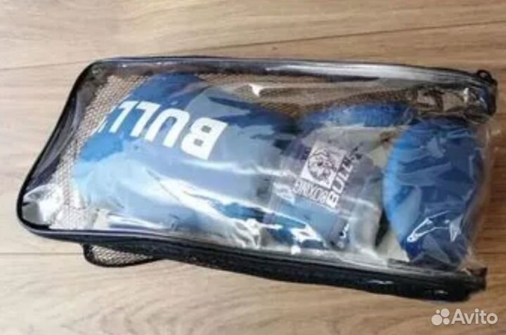 Перчатки для единоборств