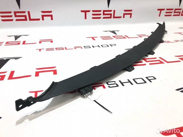 Решетка бампера переднего нижняя Tesla Model X