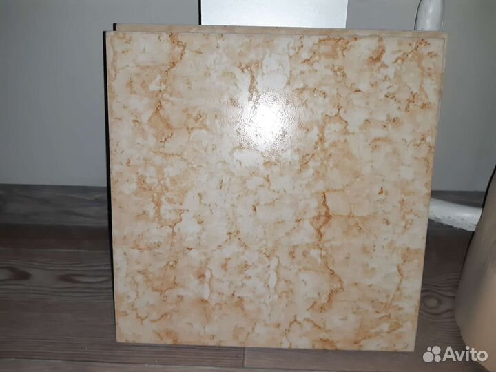 Плитка напольная