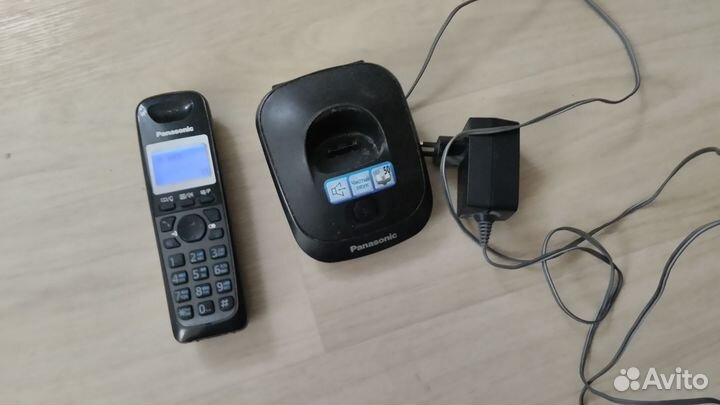 Стационарный телефон panasonic