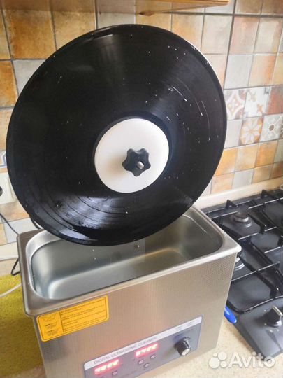 Ультразвуковая мойка виниловых пластинок