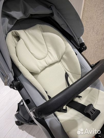Коляска стокке stokke