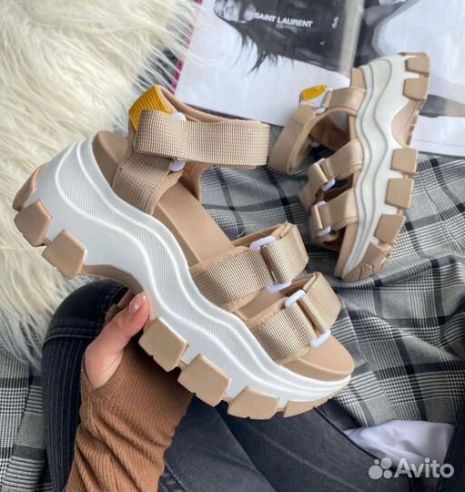 Обувь женская