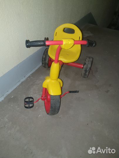 Детский трехколесный велосипед бу