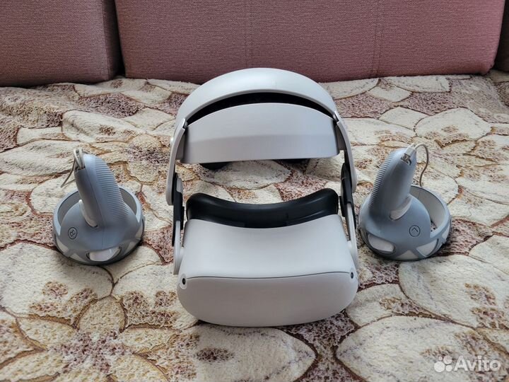 Шлем виртуальной реальности Oculus quest 2