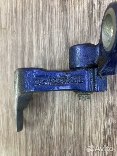 Петля двери задняя правая Ford Focus 2 хетчбэк