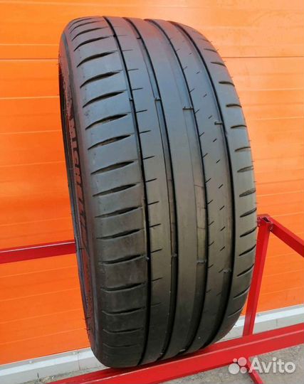 Michelin Pilot Sport 4 235/45 R18 100W