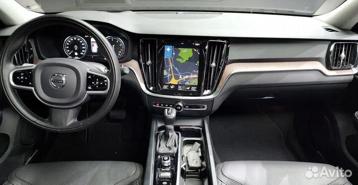 Volvo V60 Cross Country 2.0 AT, 2020, 40 114 км