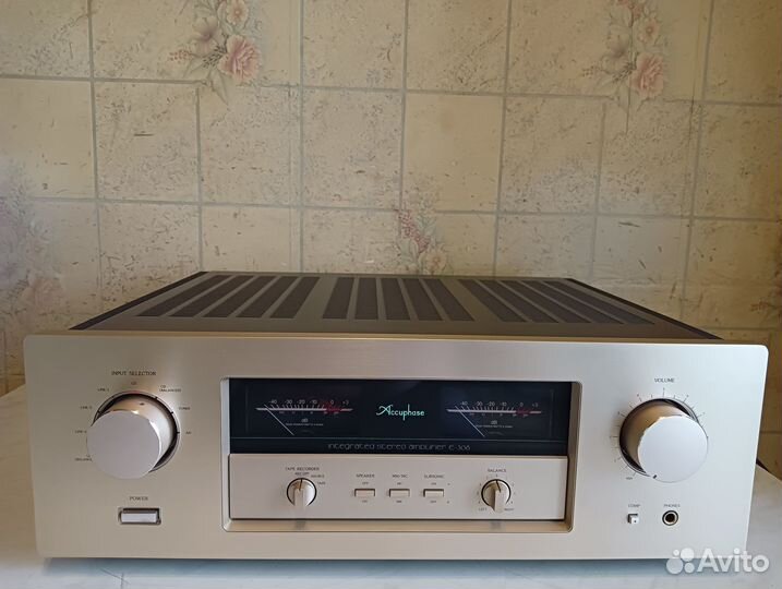 Accuphase E-306 240 вольт