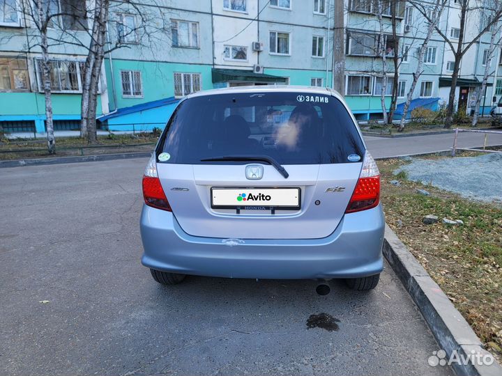 Honda Fit 1.3 CVT, 2004, 173 400 км