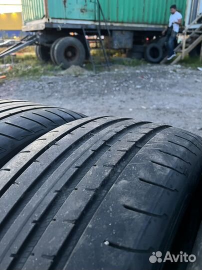 Goodyear Eagle F1 Asymmetric 3 245/45 R18 и 275/40 R18 100Y