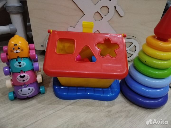 Развивающие игрушки