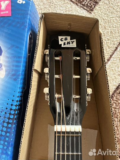 Детская гитара