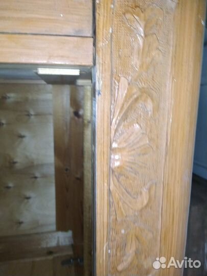 Шкаф старинный антикварный