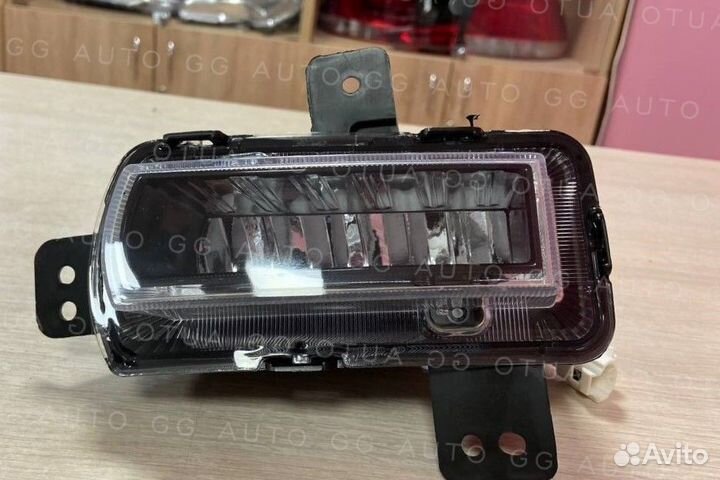 Противотуманная фара RH Geely Coolray 2019-2023