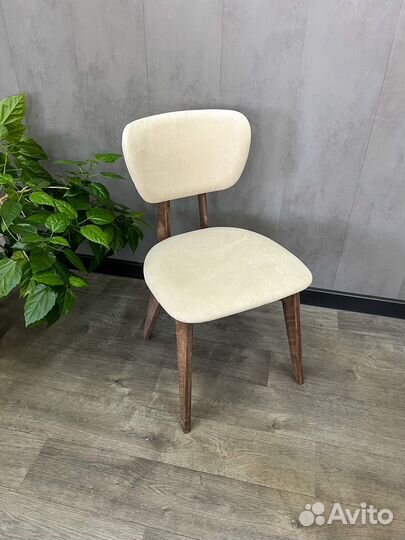 Стул кухонный