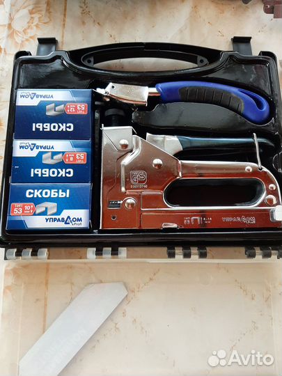 Скобозабивной пистолет