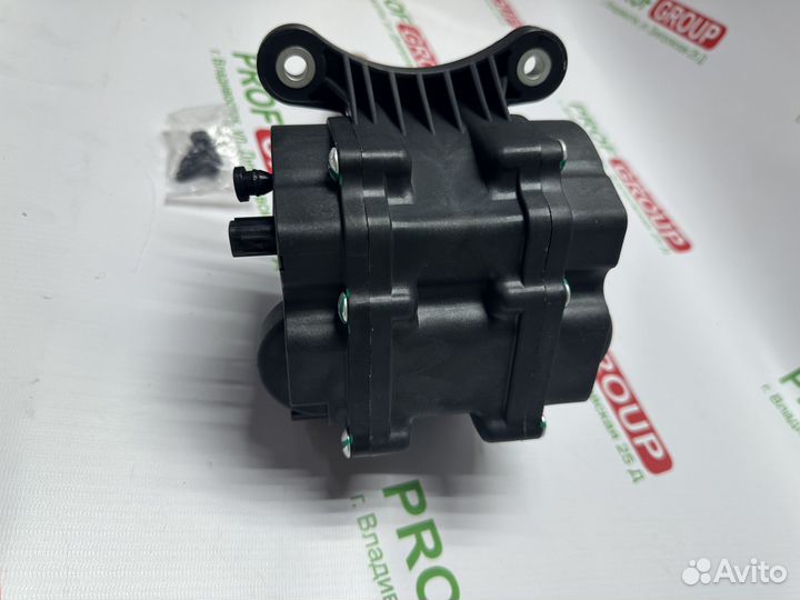 Актуатор включения раздаточной коробки TLC200 Lexu