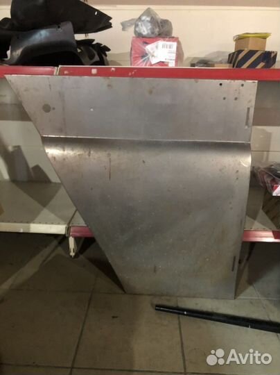 Продам накладку двери правую УАЗ