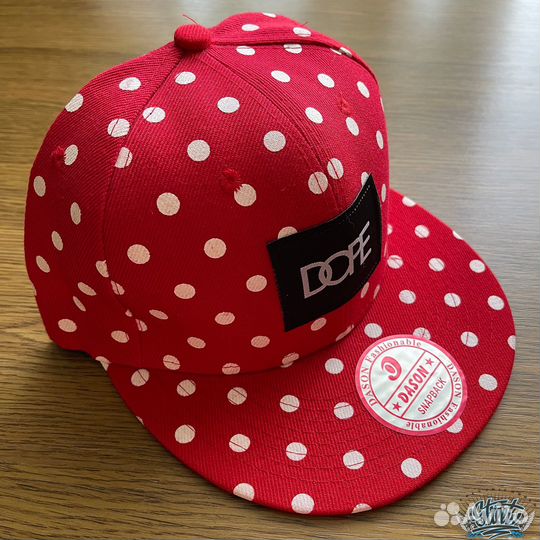 Кепка реперка с плоским козырьком dope хип хоп