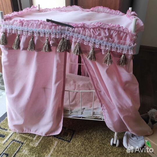 Кроватка для кукол