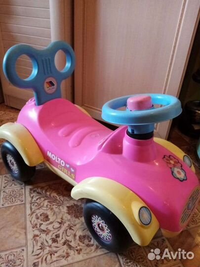 Детская машинка каталка