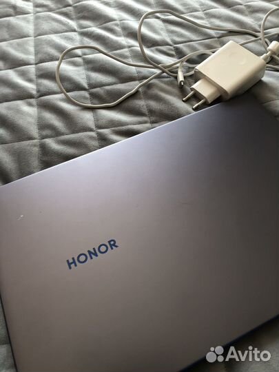 Ноутбук Honor MagicBook 14 AMD Ryzen 5 3500U