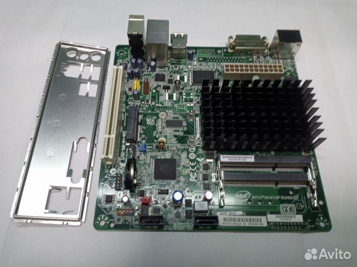 Материнская плата Intel D2700DC