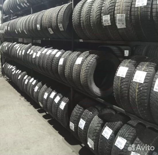 Bridgestone Blizzak LM-80 Evo 235/60 R18 103M