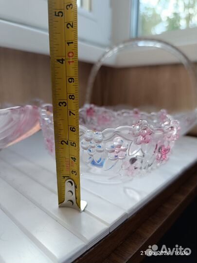 Ваза конфетница цветное стекло