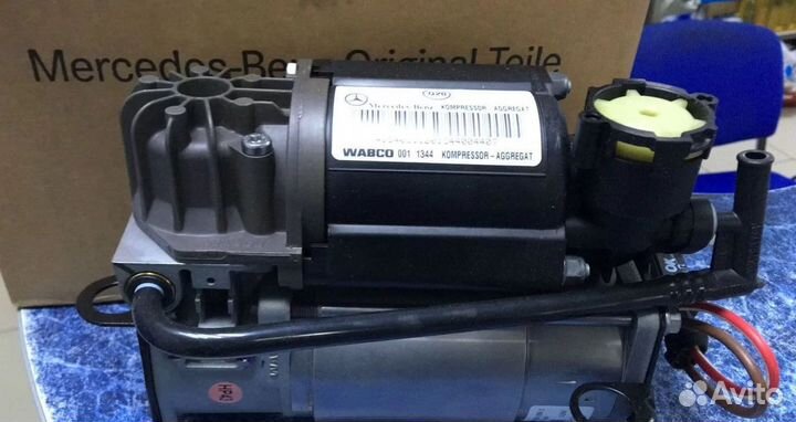 Компрессор пневмоподвески Mercedes A2113200304