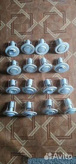 Светильник потолочный встраиваемый с лампой