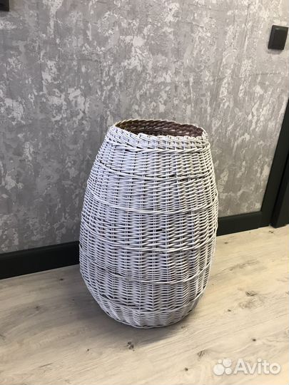 Корзина плетеная из лозы