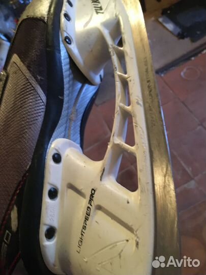 Хоккейные коньки bauer 44 размер, 9D