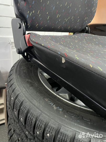 Водительское кресло