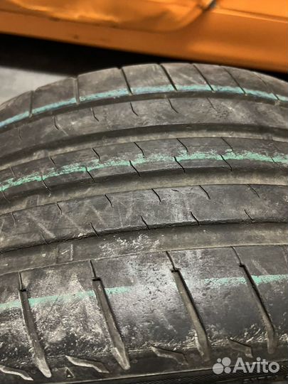 Bridgestone Potenza Sport 235/35 R19 и 265/30 R19 91Y