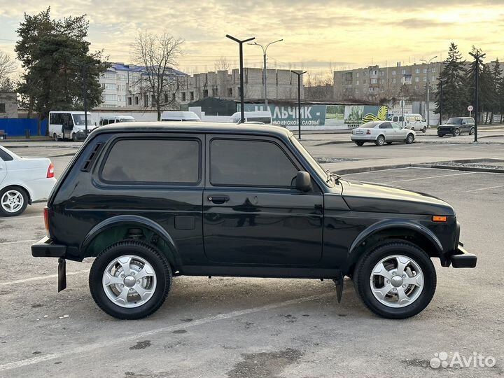 LADA 4x4 (Нива) 1.7 МТ, 2014, 157 000 км