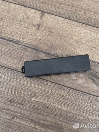 Крышка блока предохранителей Nissan Teana 2.0