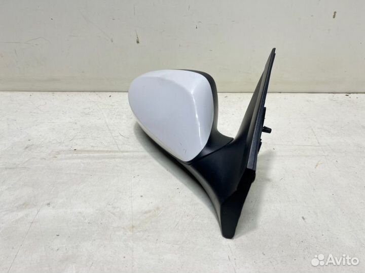 Зеркало боковое переднее правое Hyundai Solaris 1