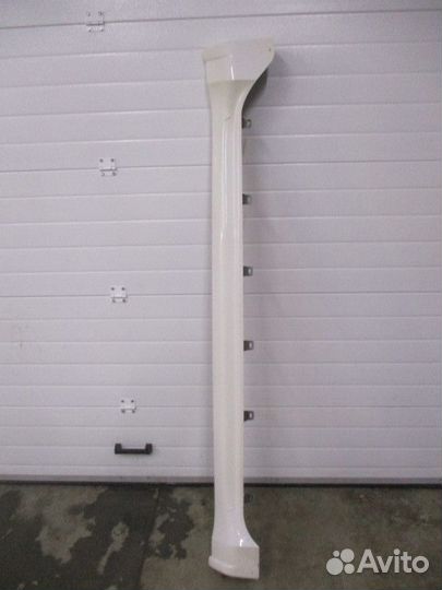 Накладка на порог наружная левая Jeep Grand Cherok