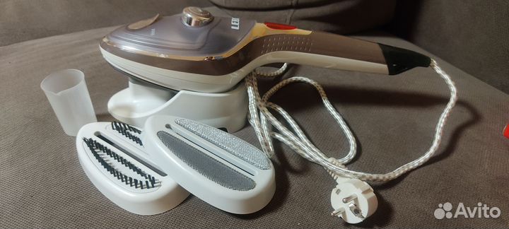 Щетка-отпариватель-утюг Leben